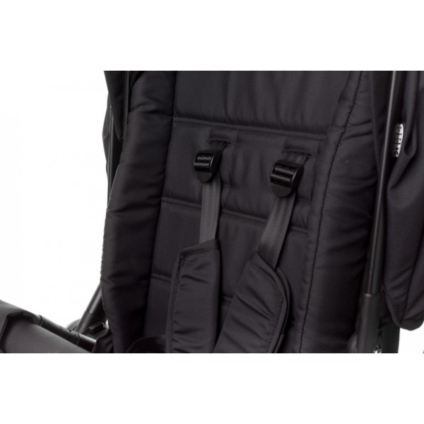 Коляска FOSTER black (реверсивная)-Детские коляски и принадлежности-bebis.lv