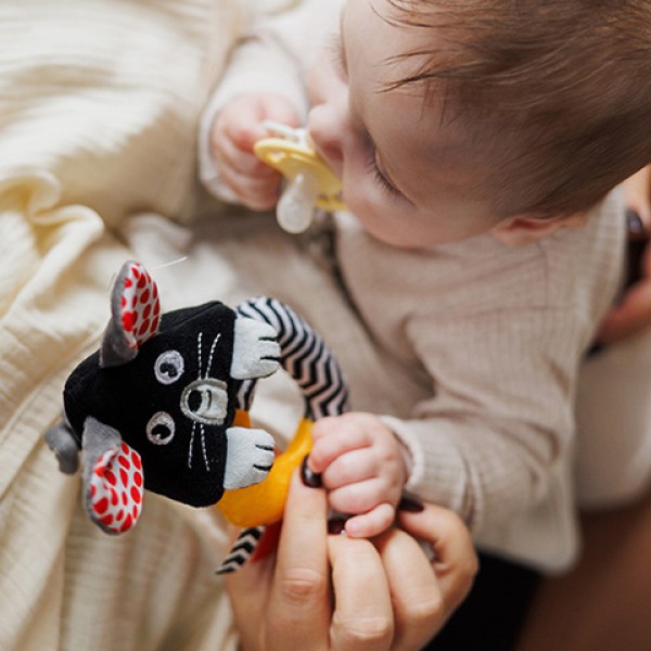 Контрастная погремушка MOUSE 1677-ДЛЯ МАЛЫШЕЙ (~0-5 лет)-bebis.lv