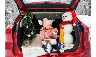 Ceļošana automašīnā ziemā kopā ar bērnu. Kā to veikt droši un patīkami?