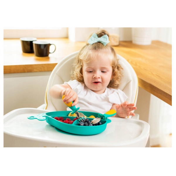 Силиконовая тарелка с приборами Giligums 50211-Кормление ребёнка-bebis.lv