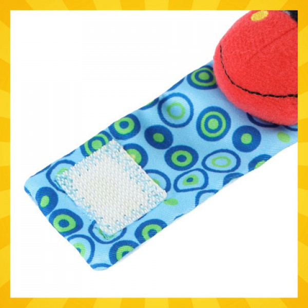 Набор погремушек: носочки и браслетики (4 шт.) 25068-ДЛЯ МАЛЫШЕЙ (~0-5 лет)-bebis.lv