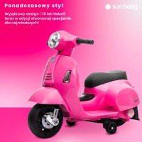 Ar akumulatoru darbināms Vespa skūteris fuksijas krāsā